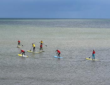 Klitmøller og Cold Hawaii tiltrækker surfere hele året rundt